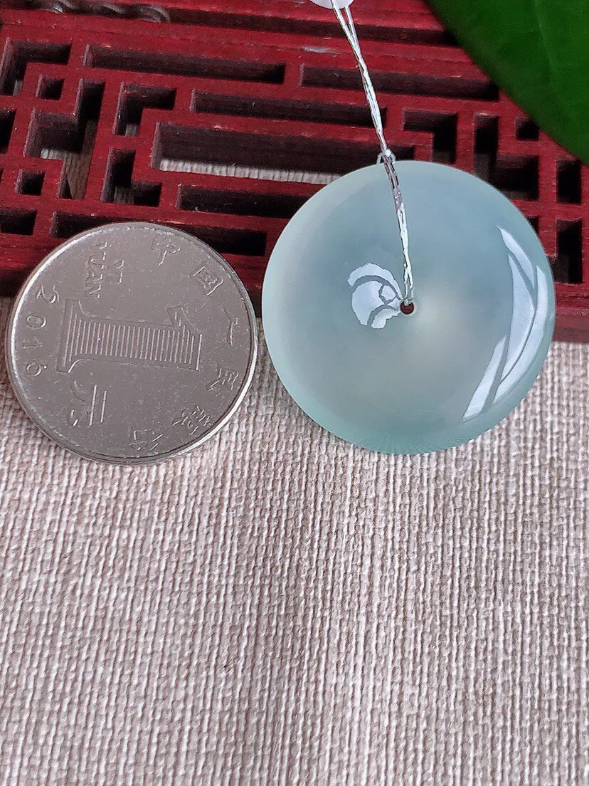 a货翡翠老坑冰种白月光平安扣吊坠 尺寸28.8×6mm 重量10.40g 0702