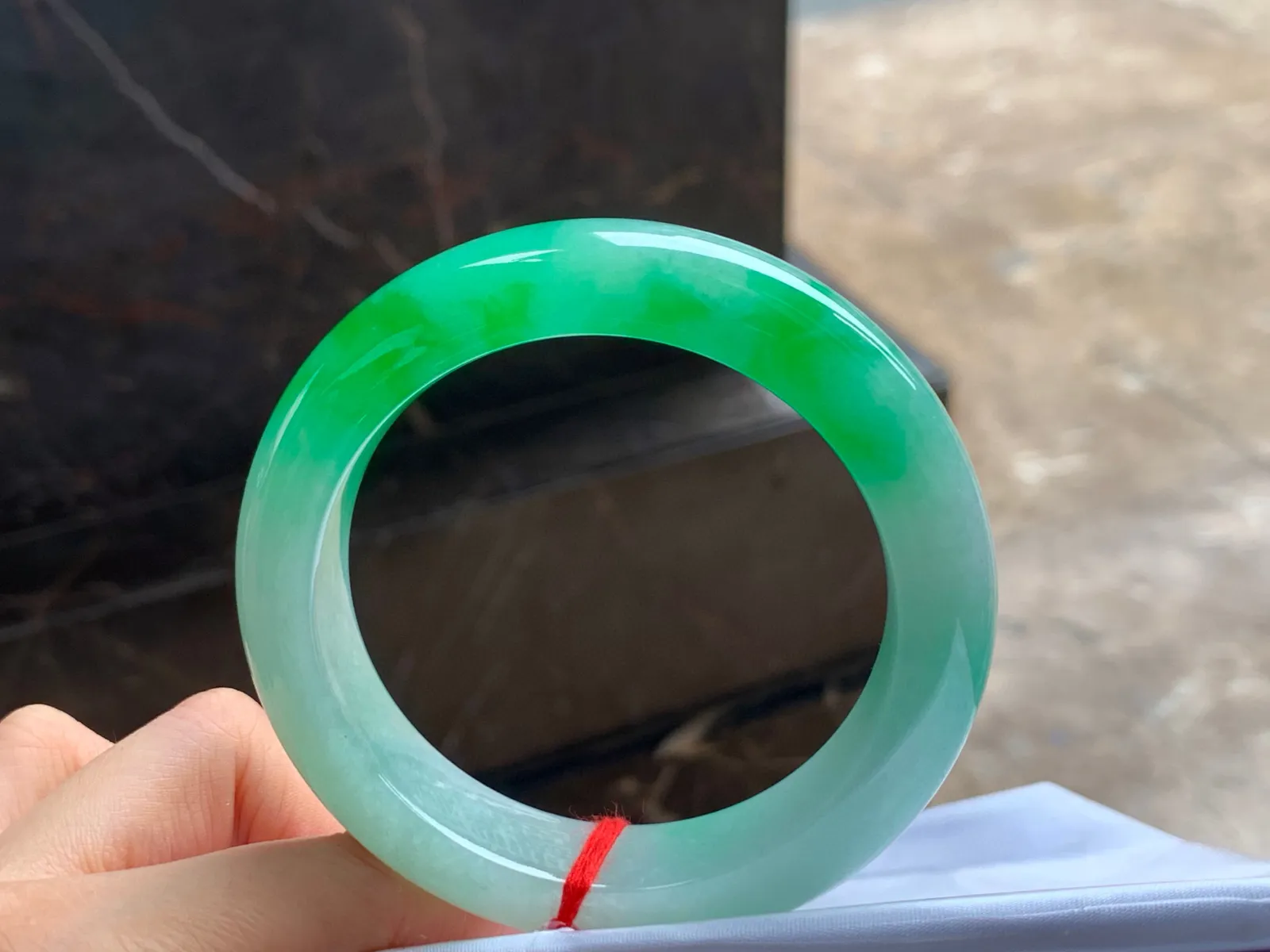 阳绿手镯
水润58.2/14.6/10.8mm