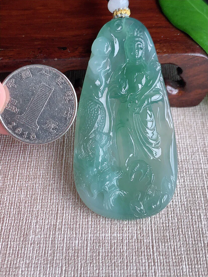 a货翡翠老坑冰种晴水御龙观音吊坠 尺寸64×31.3×5.6mm 重量26.54g 0703
