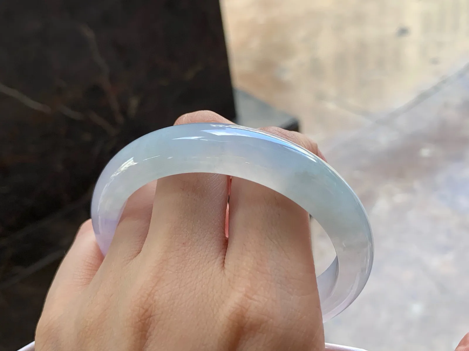 春色手镯
种好水足 57/12.4/8.3mm