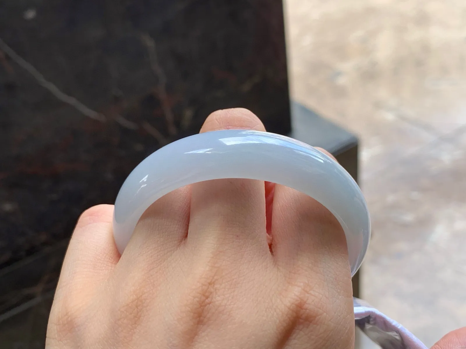 手镯
水润清爽 55.5/14.2/6.6mm