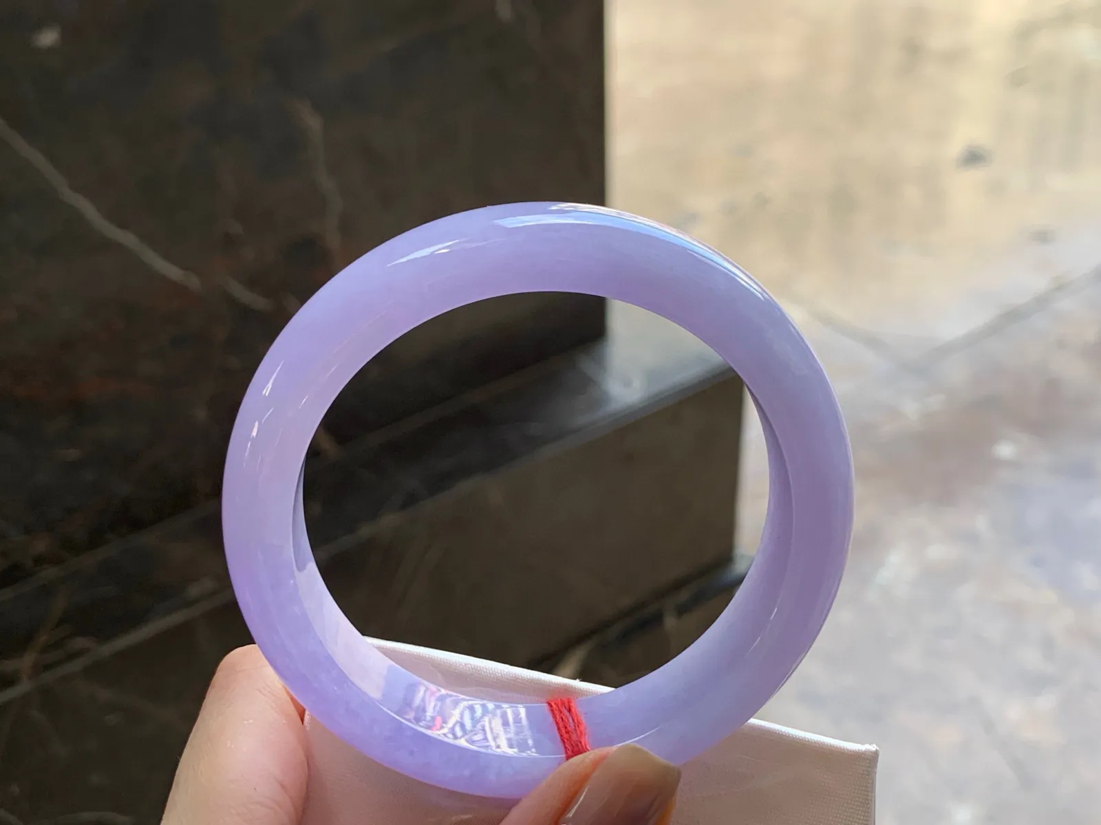紫罗兰大圈手镯
细腻59.8/13.8/8.8mm