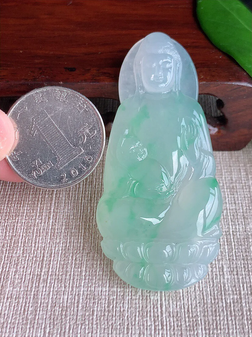 a货翡翠老坑冰种飘绿送子观音吊坠 尺寸62×29.2×6.5mm 重量24.34g 0703