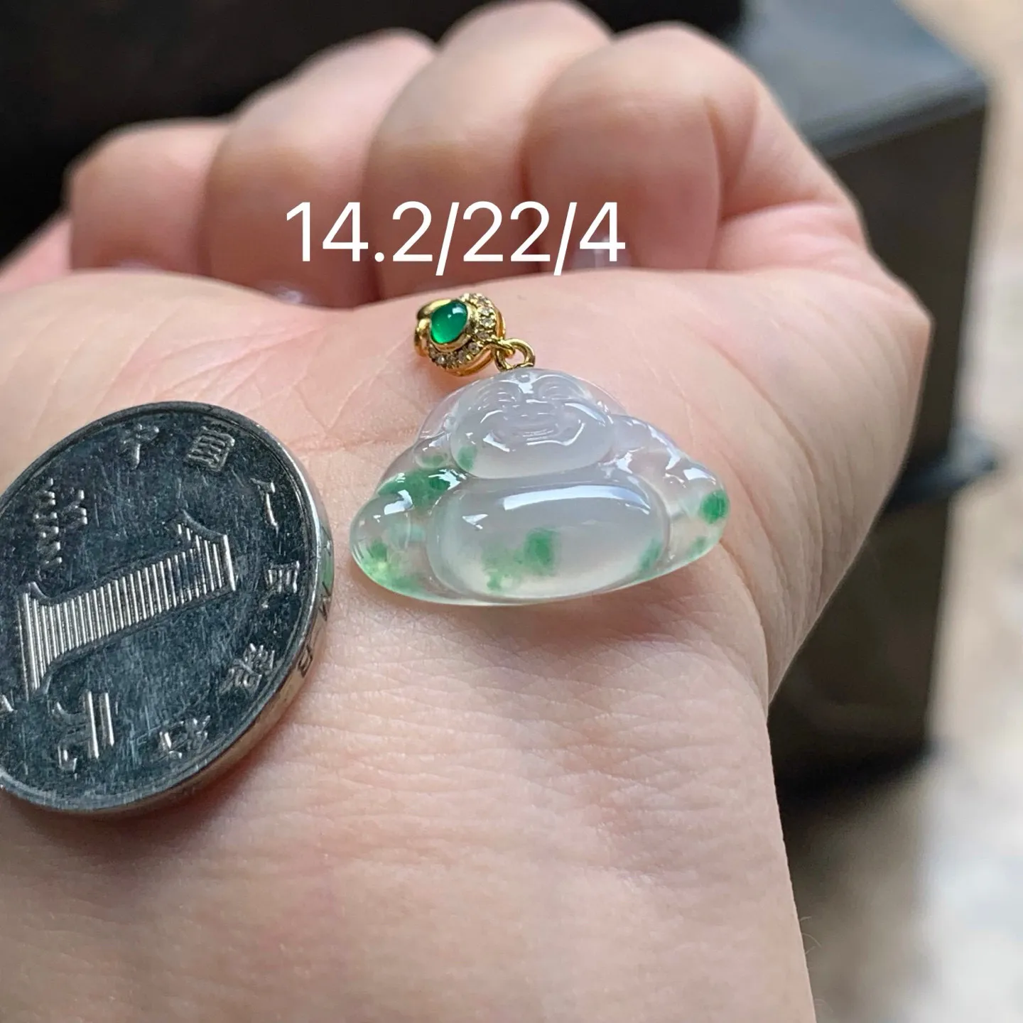 冰种飘色坐佛
清爽 金扣
