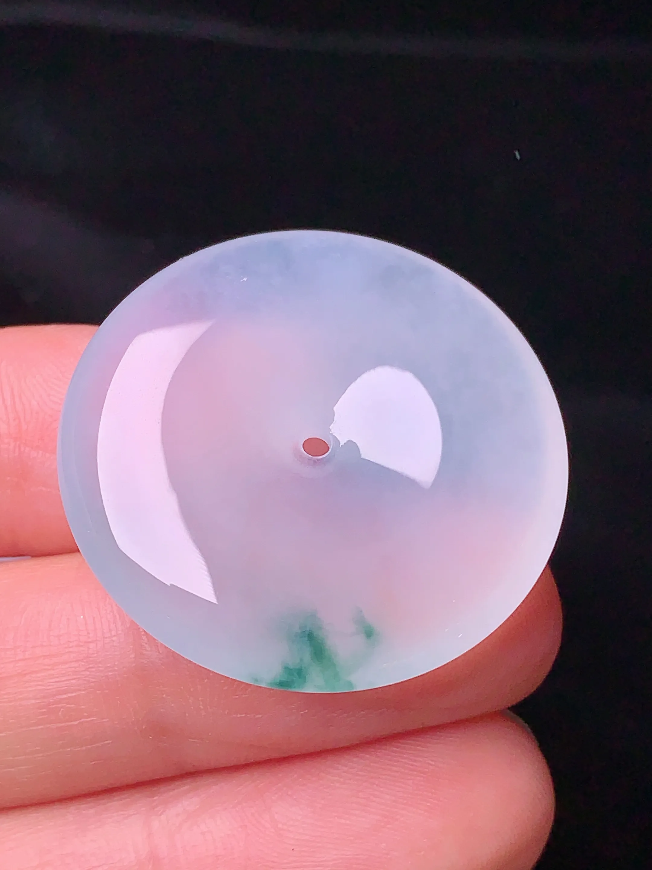 飘绿平安扣吊坠 玉质细腻 色泽艳丽 整体尺寸30*6