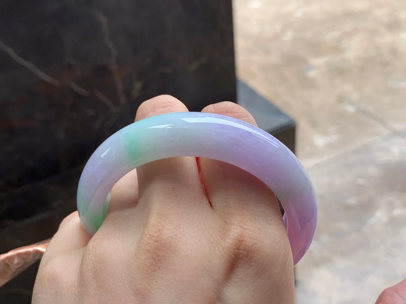 春彩手镯
细腻清爽 56.5/13.5/9.2mm