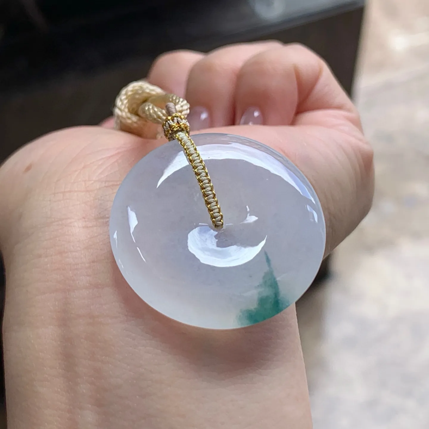 冰飘花平安扣
水润