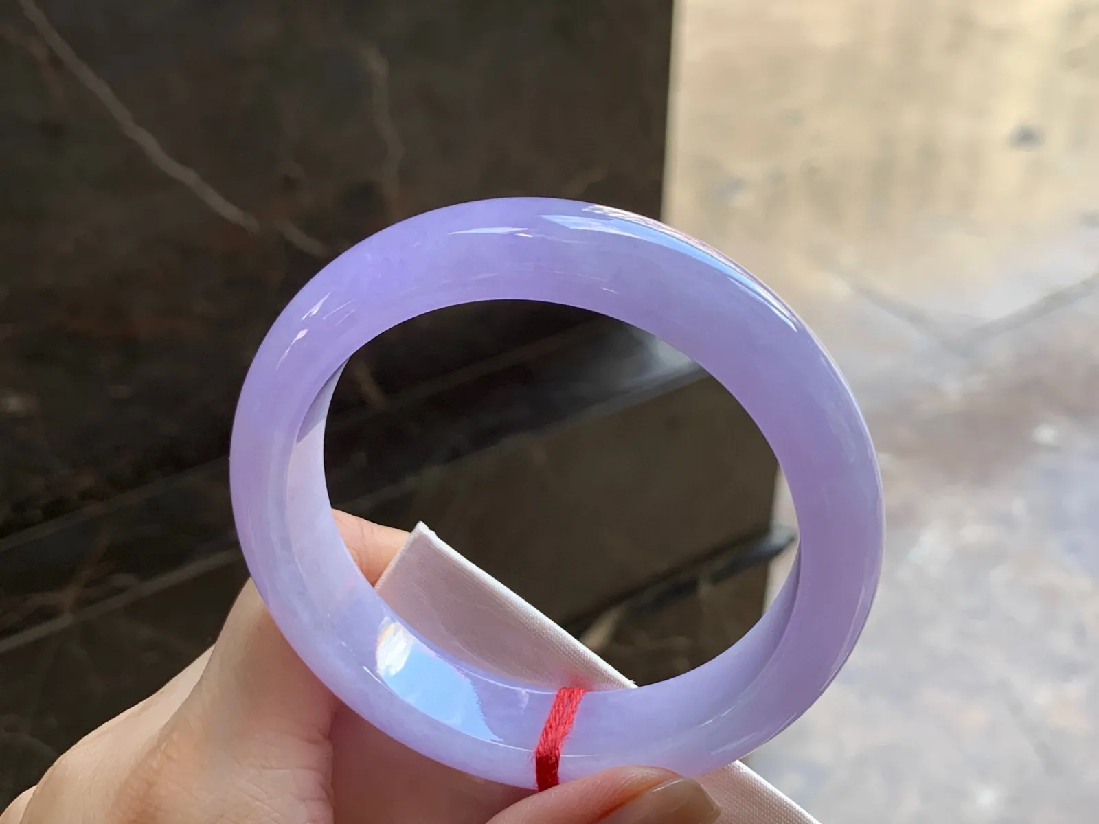 紫罗兰大圈手镯
细腻59.8/13.8/8.8mm