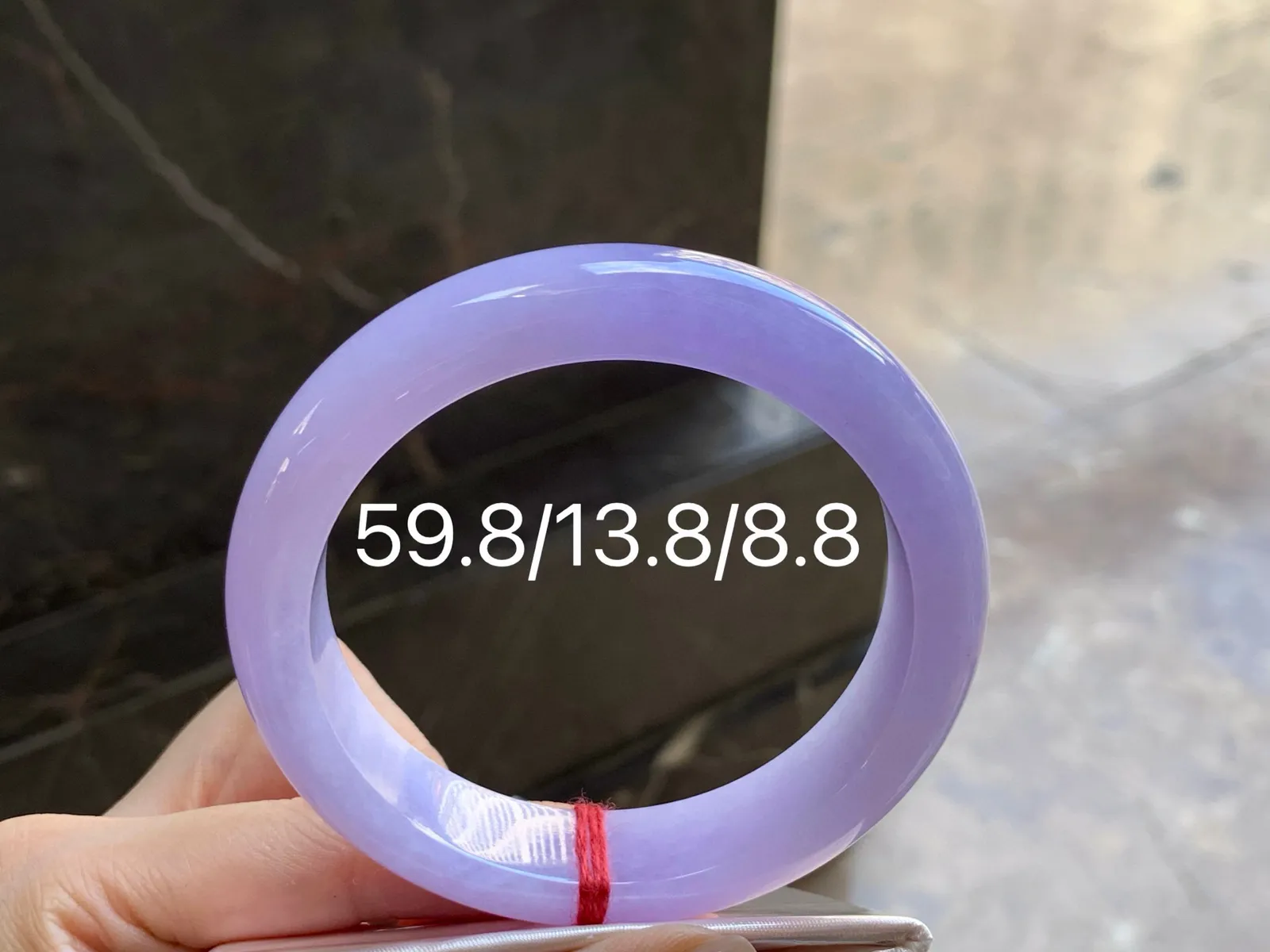 紫罗兰大圈手镯
细腻59.8/13.8/8.8mm