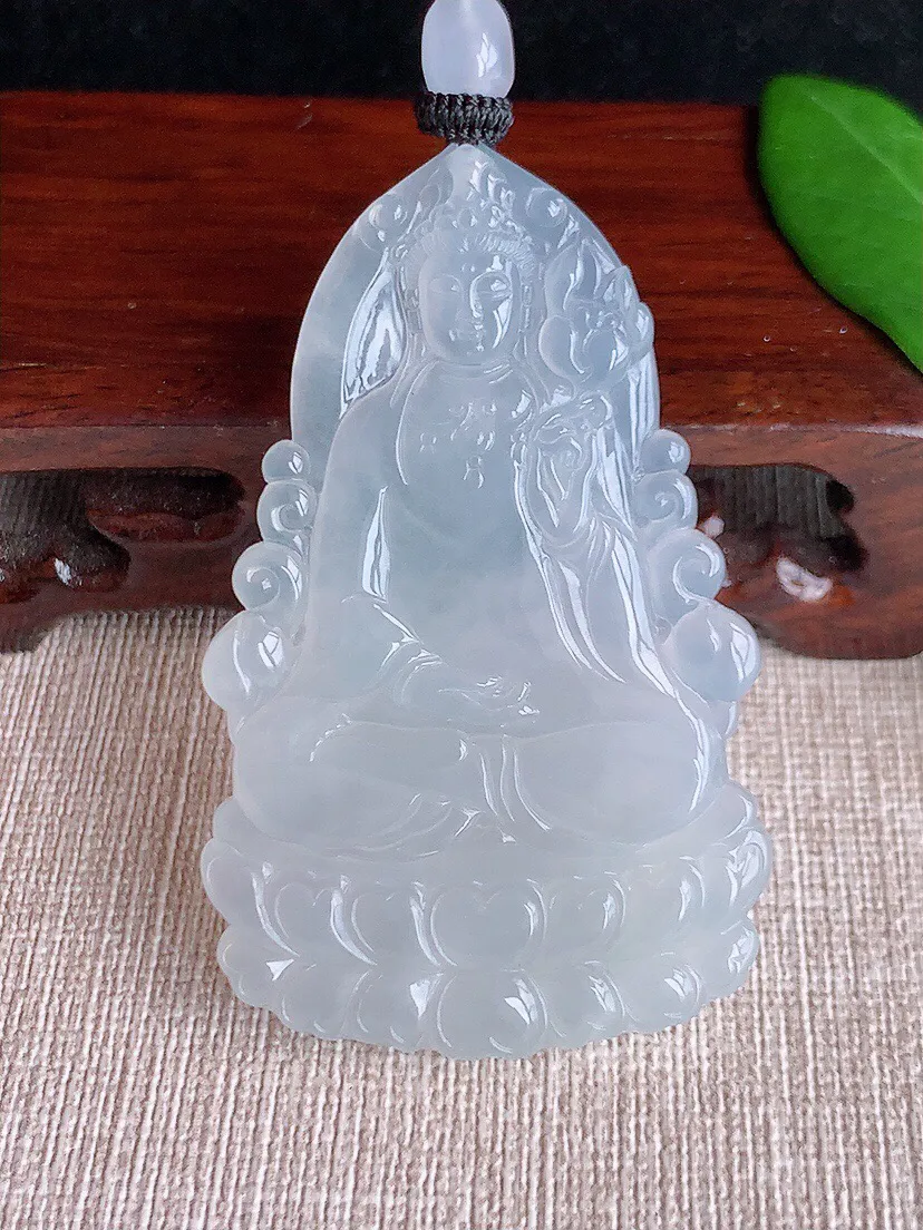 a货翡翠老坑冰种白月光大势至菩萨吊坠 尺寸58.6×37.8×5.4mm 重量30.12g 0703