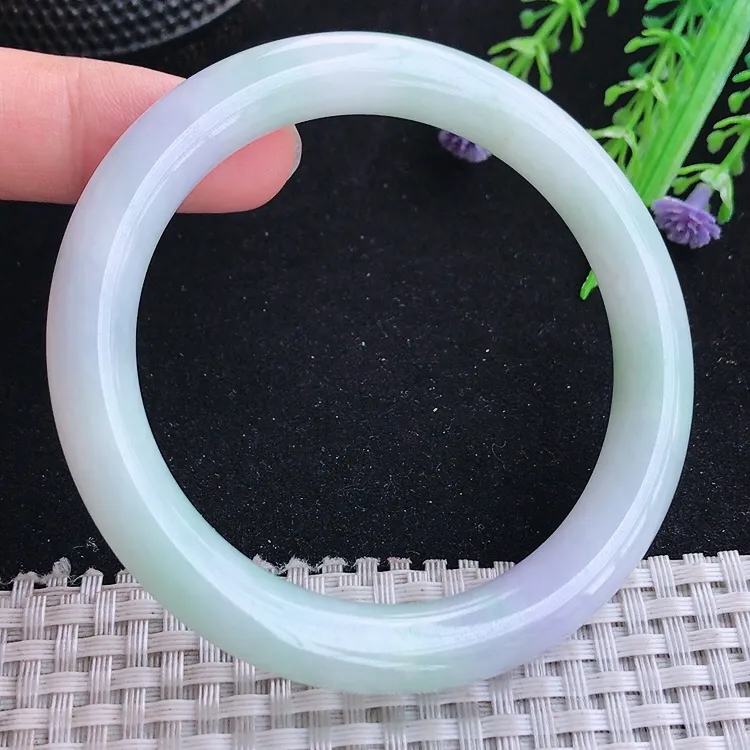 自然光57/9.4老坑秀气冰润飘紫圆条手镯翡翠玉镯美人镯