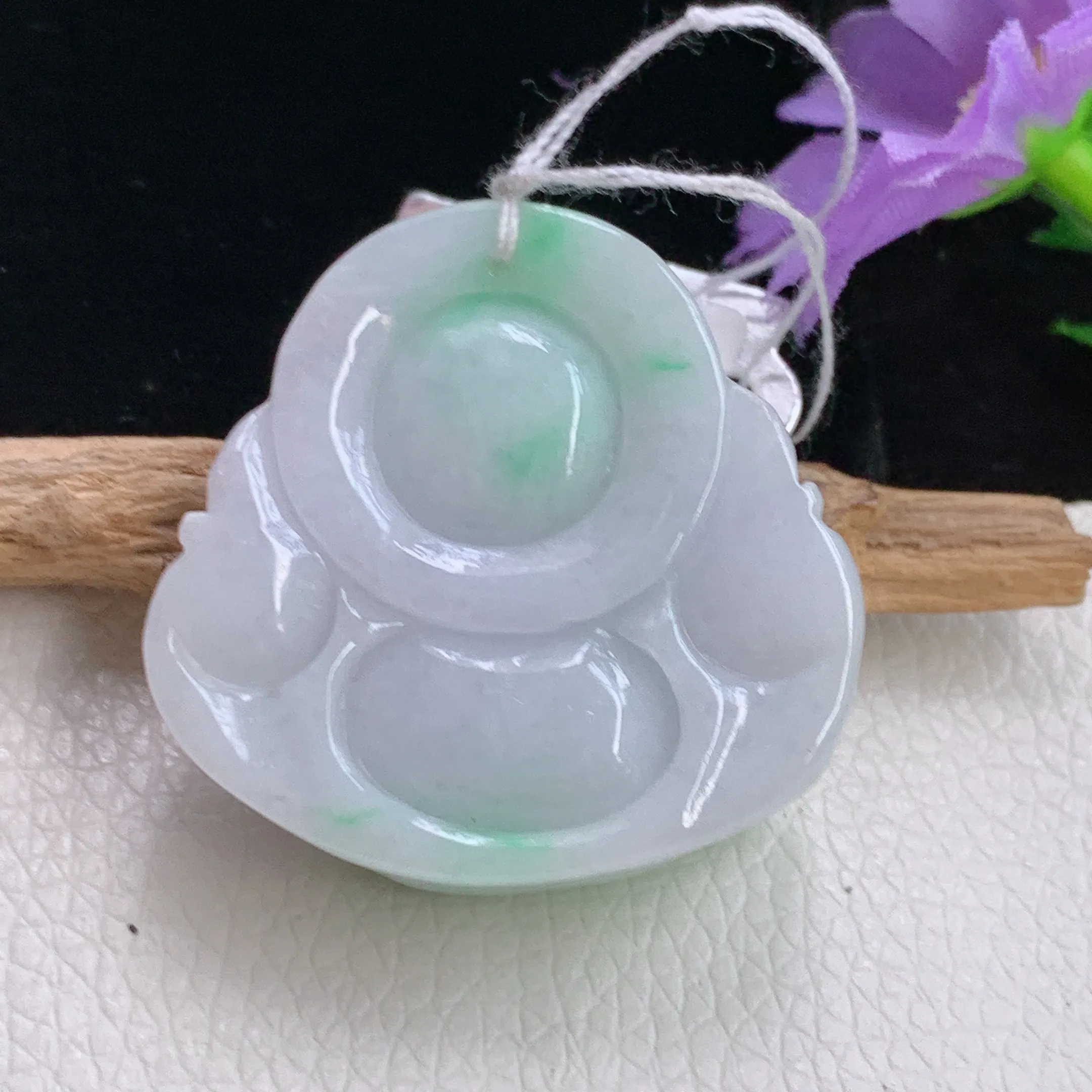 zen实拍35*35.5*12.5缅甸翡翠飘绿大佛公吊坠 白底青大肚弥勒佛玉坠