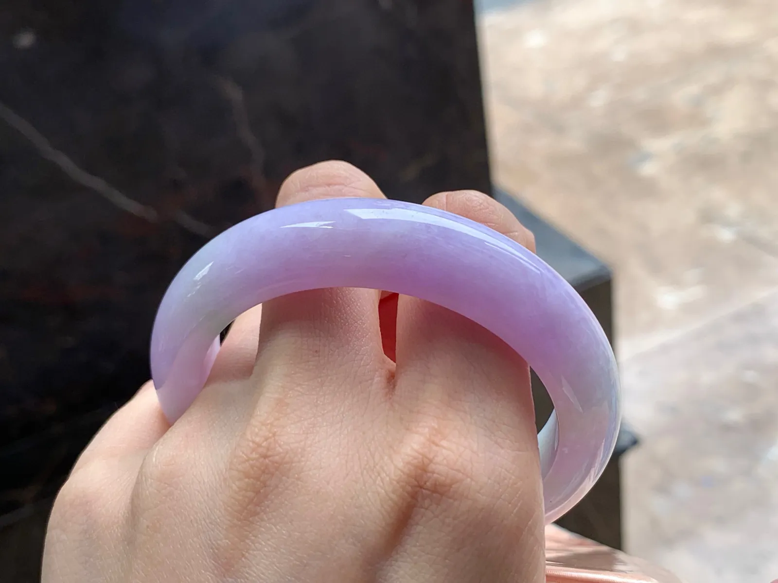 春彩手镯
细腻清爽 56.5/13.5/9.2mm