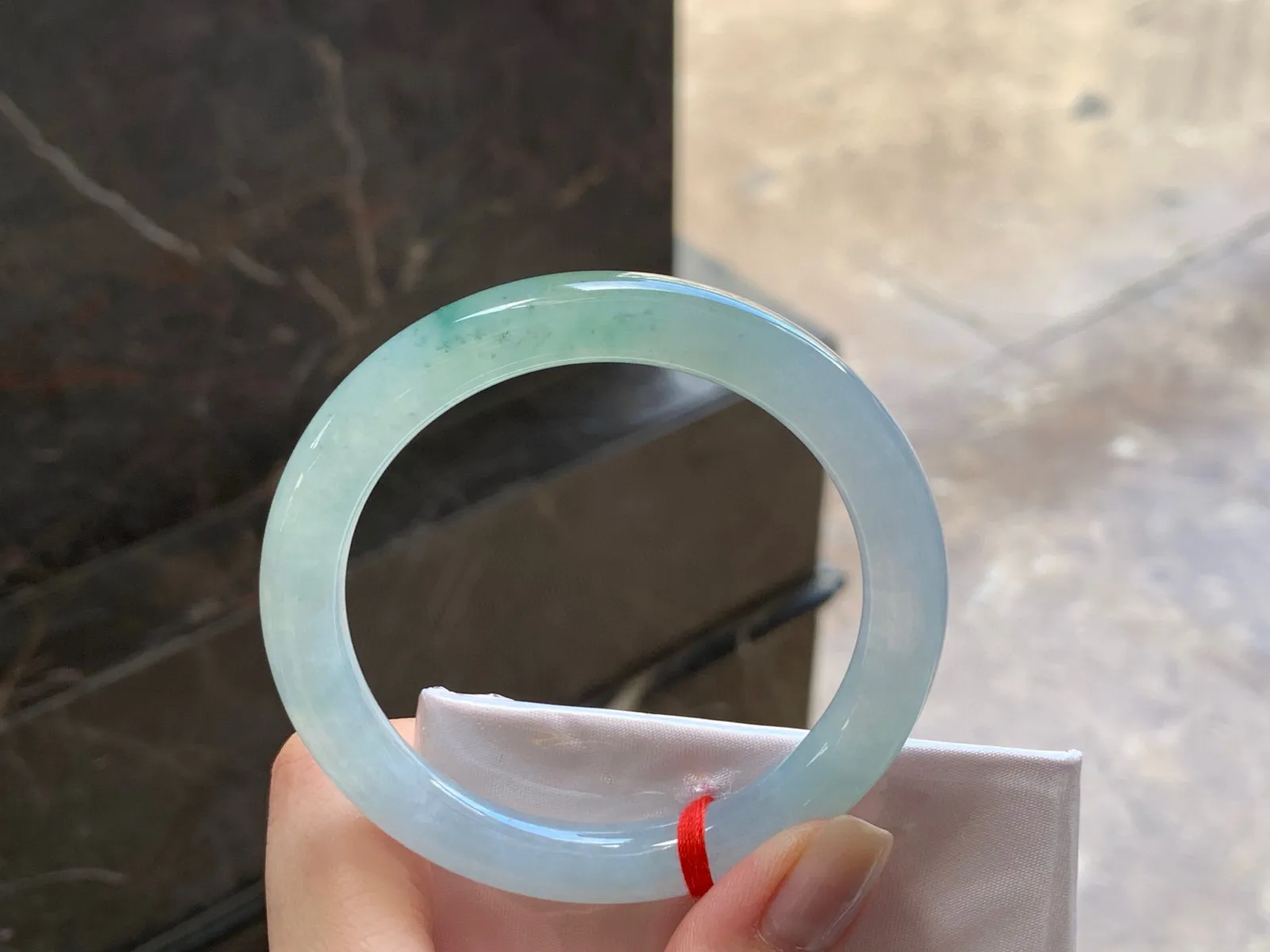 冰飘花细圆条手镯
种好54.3/8.6mm