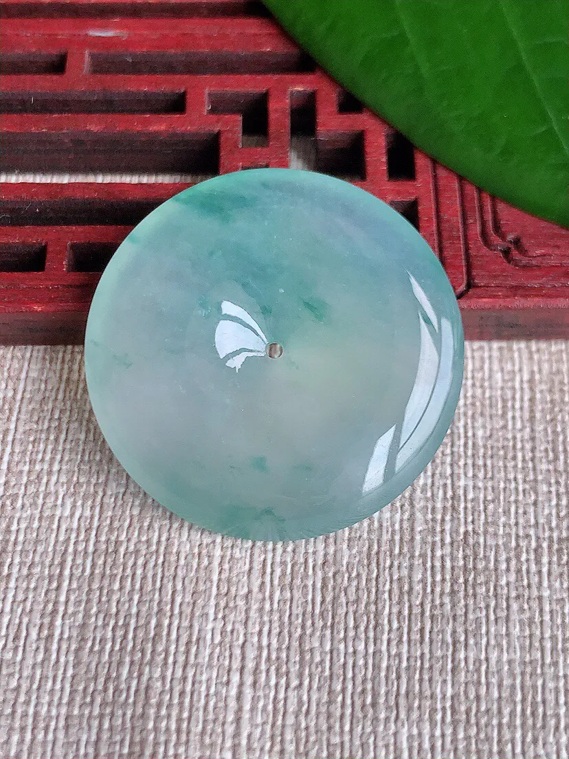 a货翡翠老坑冰种飘花平安扣吊坠 尺寸31×5.8mm 重量11.55g 0703
