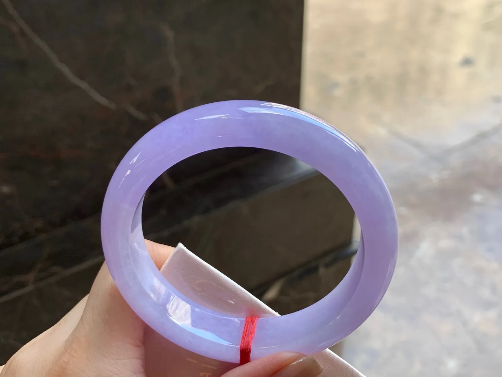 紫罗兰大圈手镯
细腻59.8/13.8/8.8mm