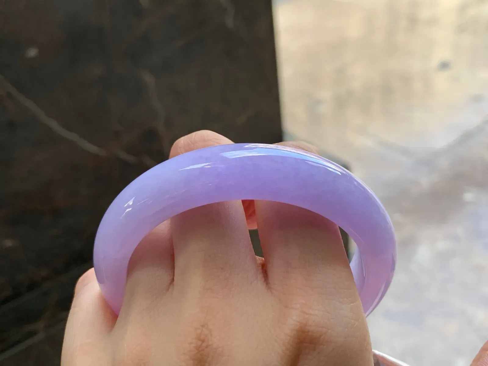紫罗兰大圈手镯
细腻59.8/13.8/8.8mm