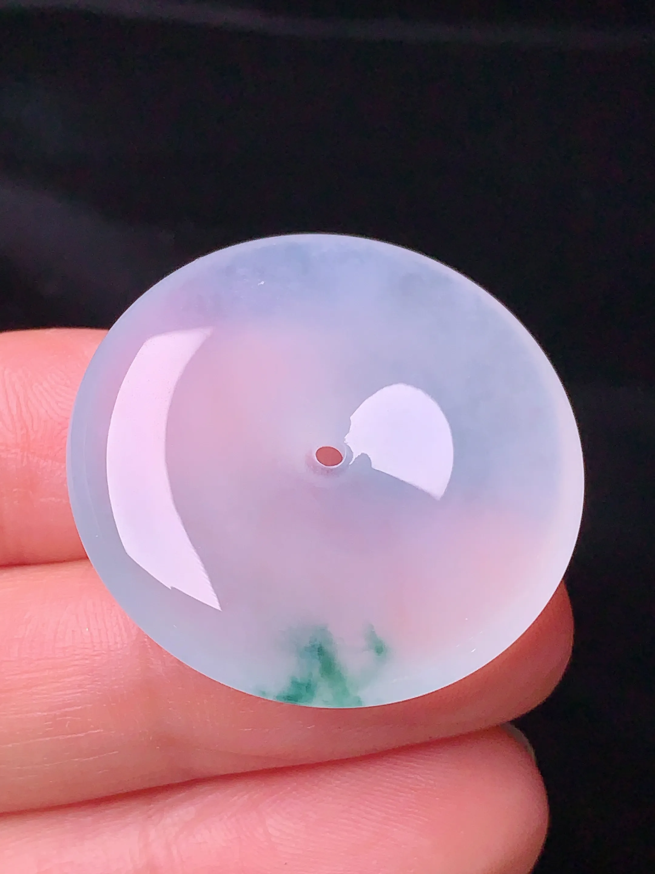 飘绿平安扣吊坠 玉质细腻 色泽艳丽 整体尺寸30*6