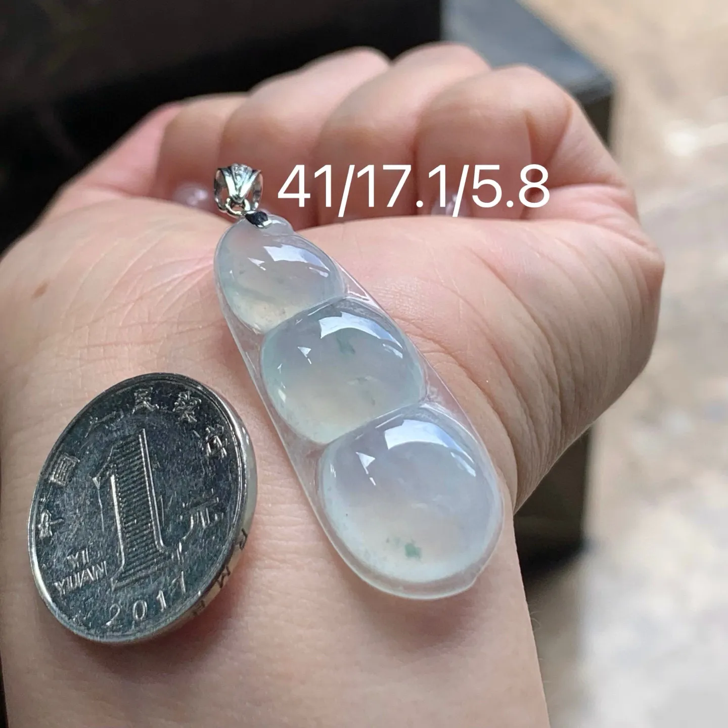 冰种福豆
 金扣