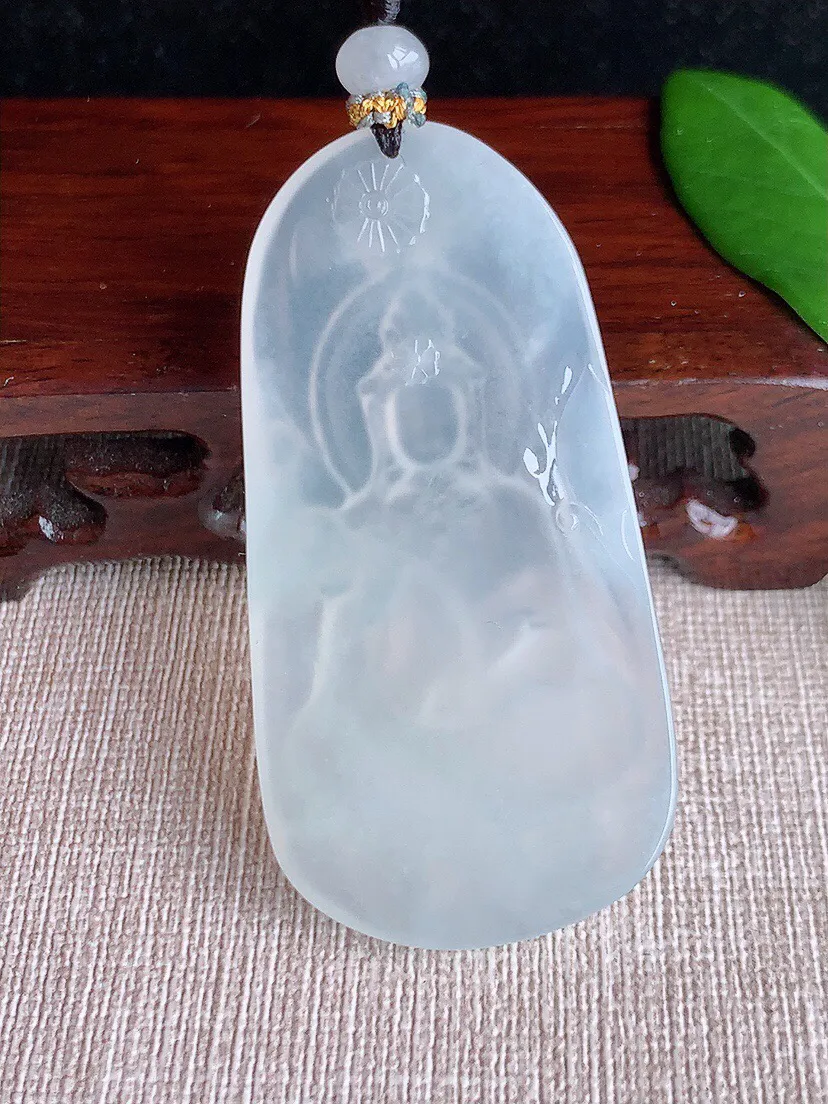 a货翡翠老坑冰种白月光大势至菩萨吊坠 尺寸60.7×30.7×5.5mm 重量26.70g 0703