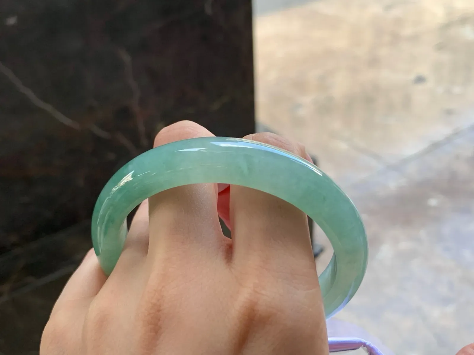 油青手镯
种好水润 58.4/11.8/8mm