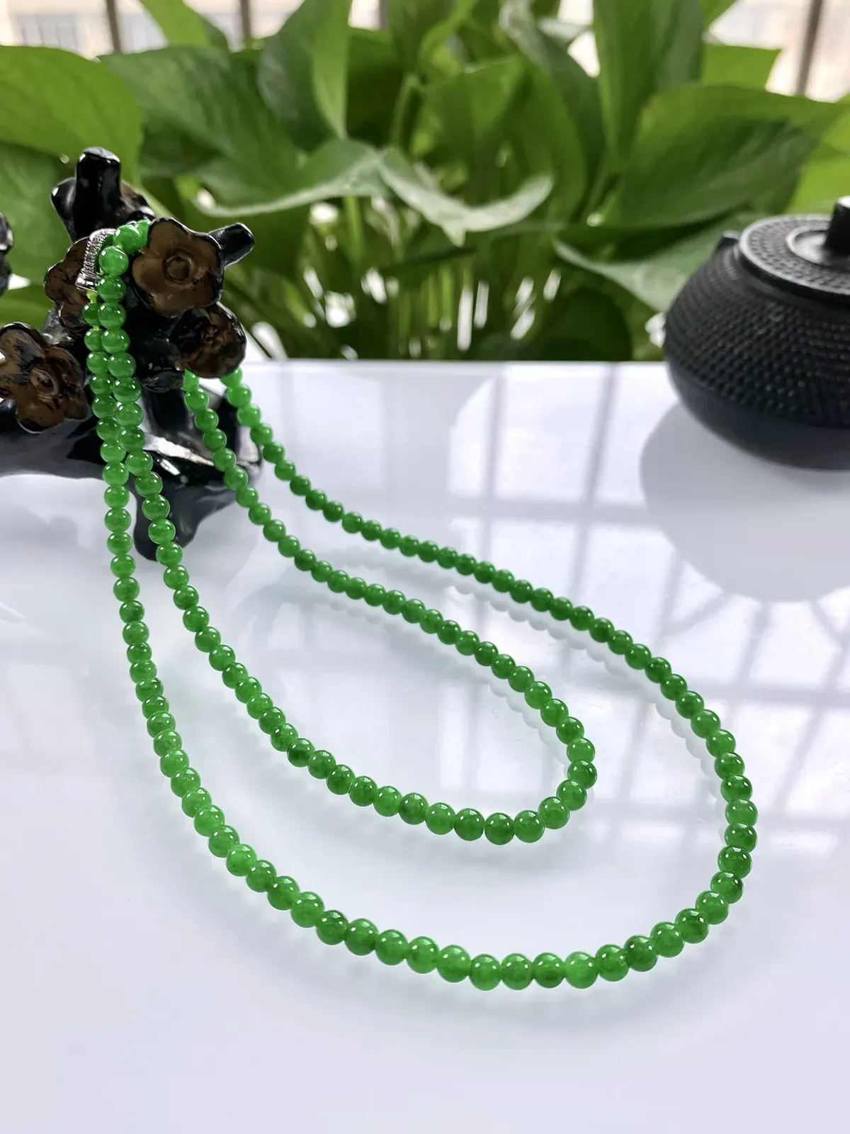 收藏级别，缅甸天然翡翠A货，卡4冰种起胶满绿浓阳绿小米珠小圆珠项链手链，尺寸：4mm//157颗，长
