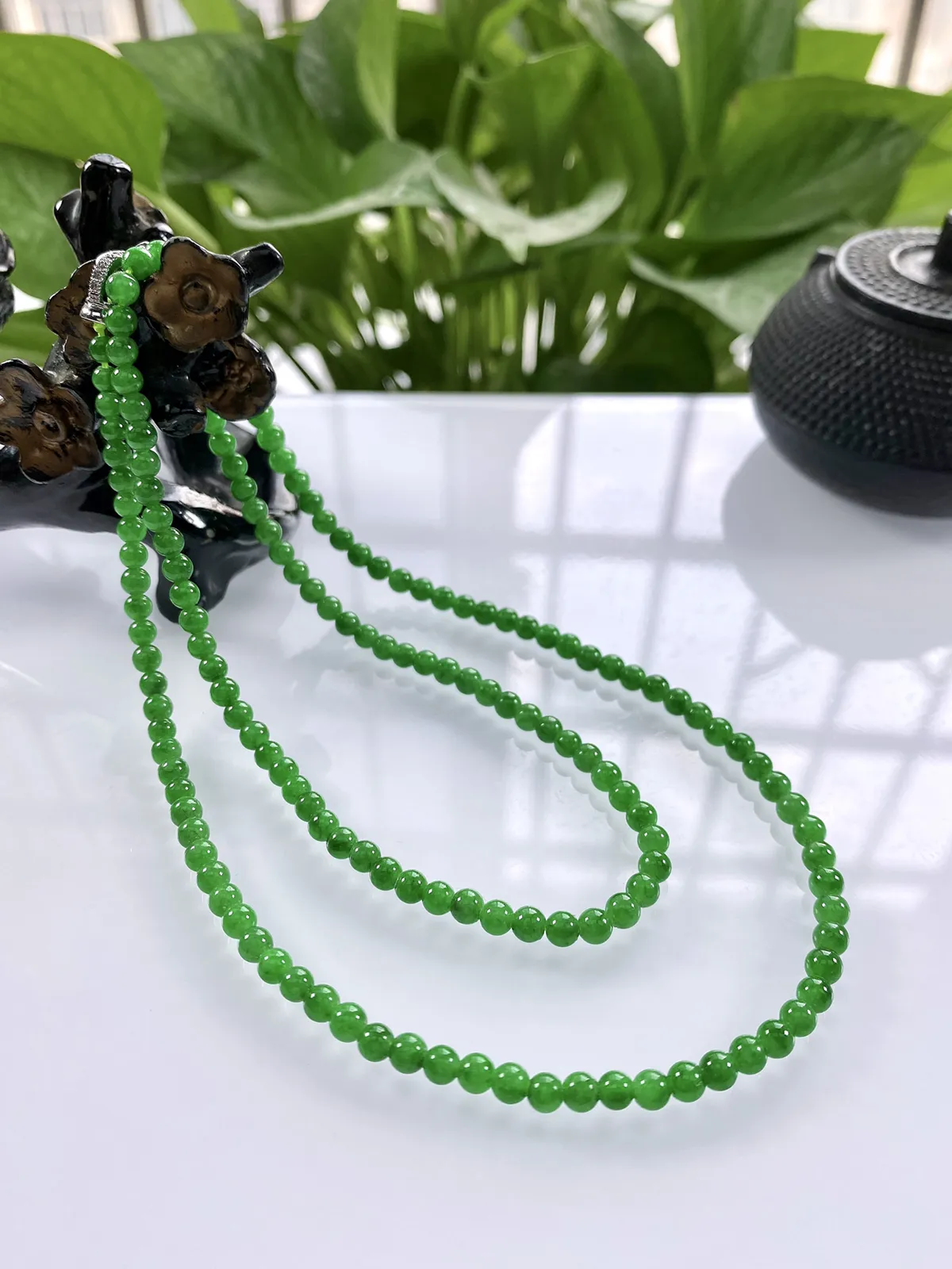 收藏级别，缅甸天然翡翠A货，卡4冰种起胶满绿浓阳绿小米珠小圆珠项链手链，尺寸：4mm//157颗，长度600mm，重量：17.10g