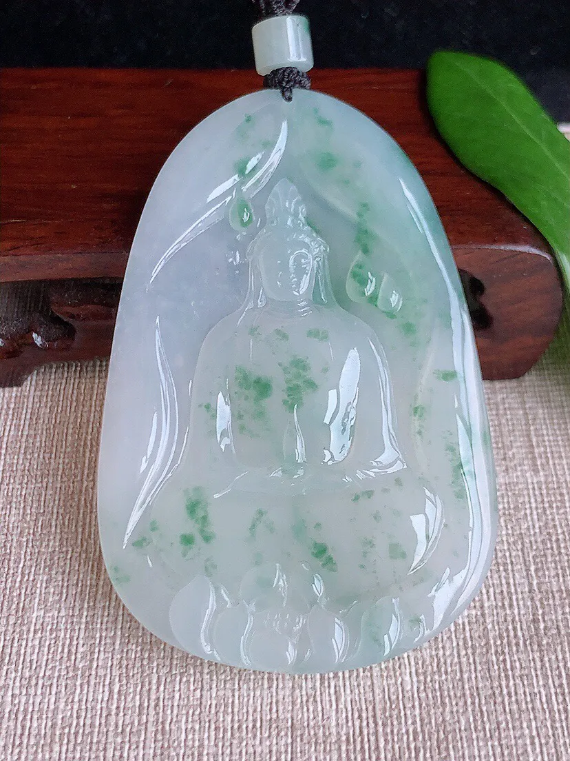 a货翡翠老坑冰种飘花观音吊坠 尺寸71×46.4×5mm 重量43.14g 0704