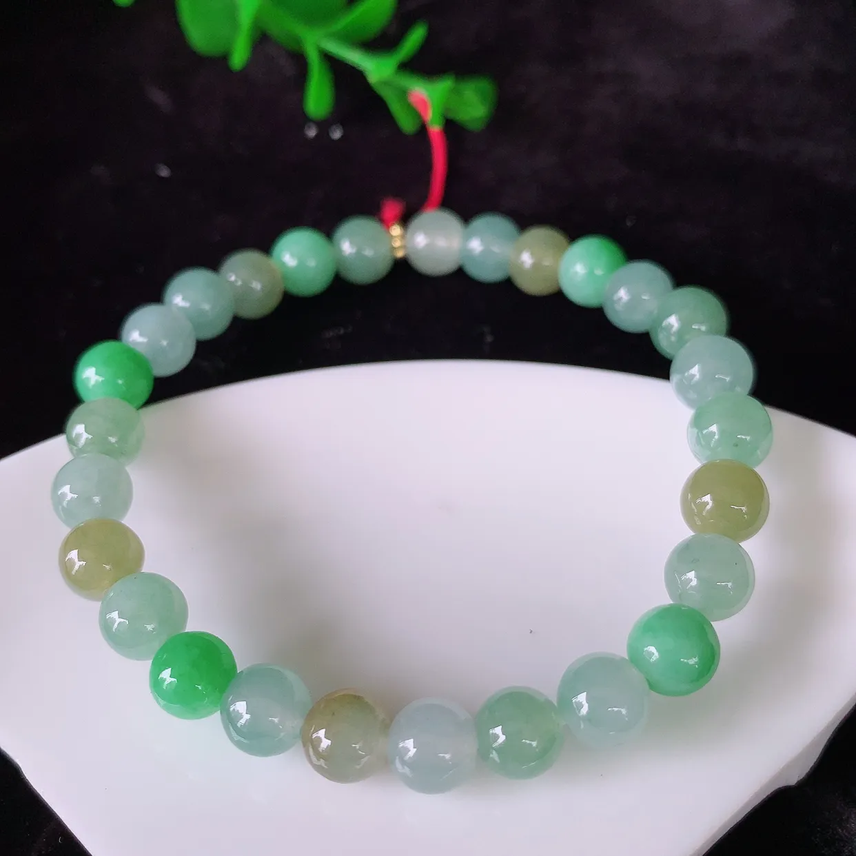 自然光实拍，冰润多彩翡翠手串手链，种老水足，冰清玉润  颜色漂亮  #46.1取一尺寸46.1尺寸6.8
