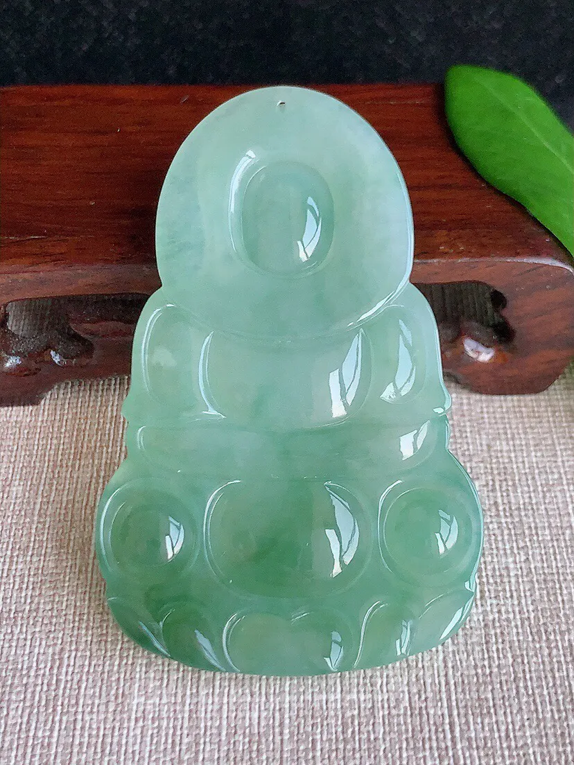 a货翡翠老坑冰种晴底大正装观音吊坠 尺寸71×44×6.3mm 重量34.33g 0704