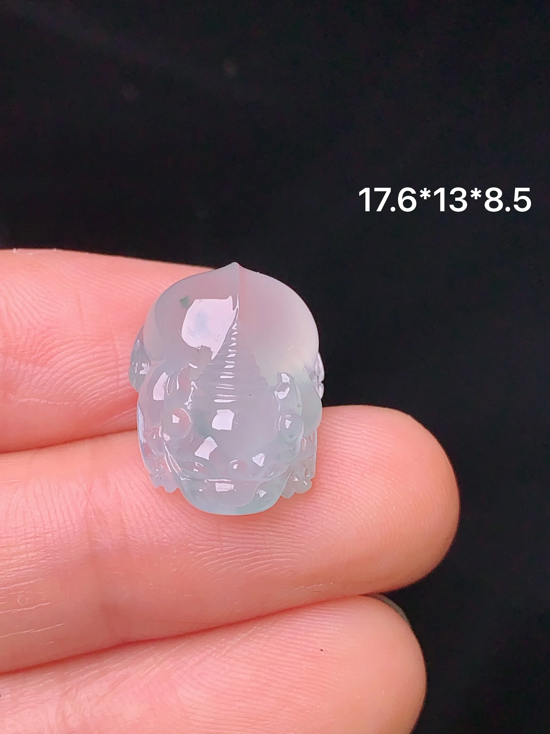 镶嵌款 冰种貔貅吊坠 玉质细腻 色泽艳丽 整体尺寸17.6*13*8.5