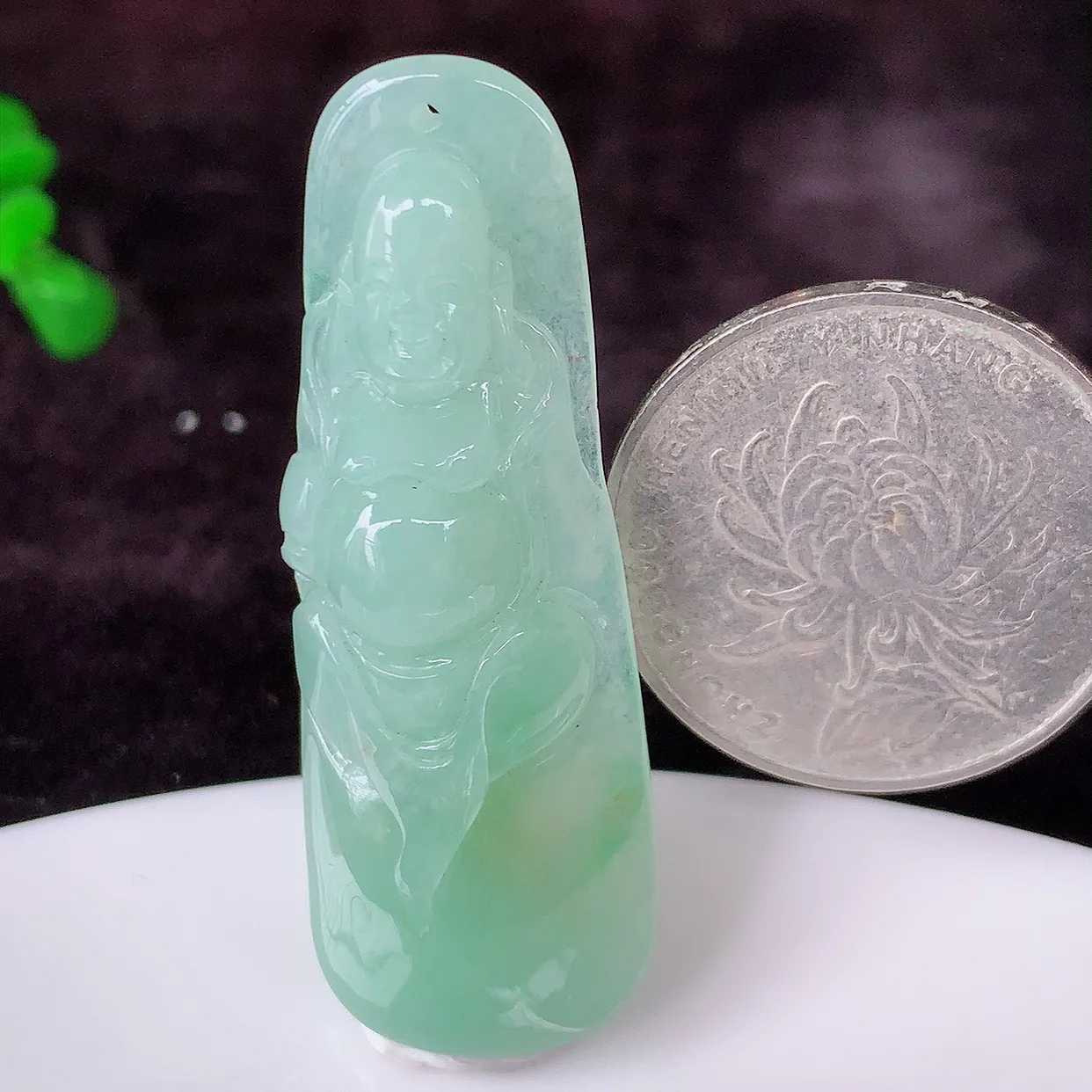 自然光实拍，冰胶晴绿逍遥布袋佛翡翠吊坠，代代有钱，水足丰盈，盈满欢喜，配戴送礼佳品！#60.1