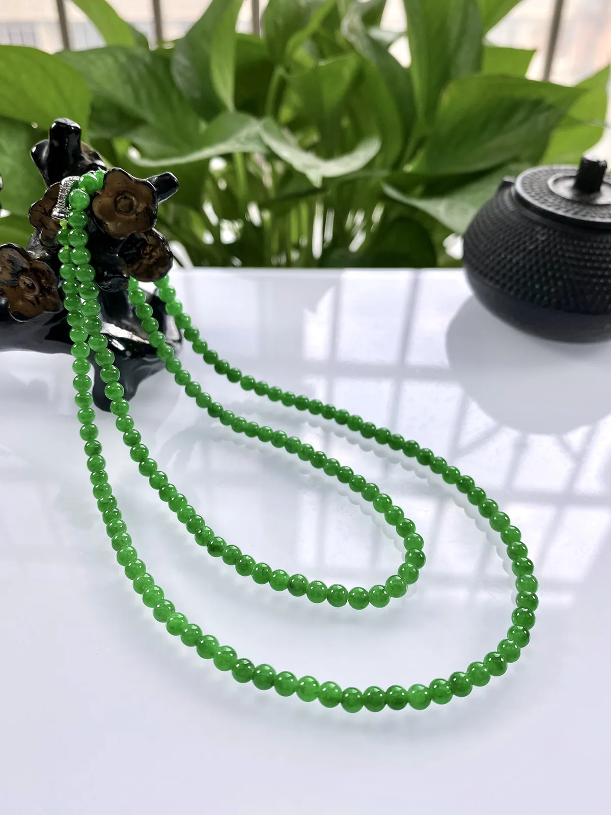 收藏级别，缅甸天然翡翠A货，卡4冰种起胶满绿浓阳绿小米珠小圆珠项链手链，尺寸：4mm//157颗，长度600mm，重量：17.10g