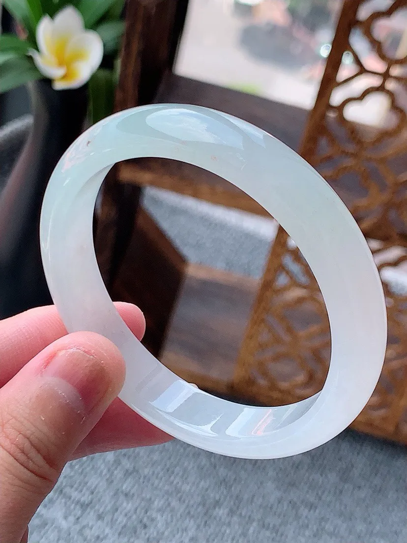a货翡翠老坑白月光正装正圈手镯56-57圈口 尺寸56×11.5×7mm 重量44.82g 0622