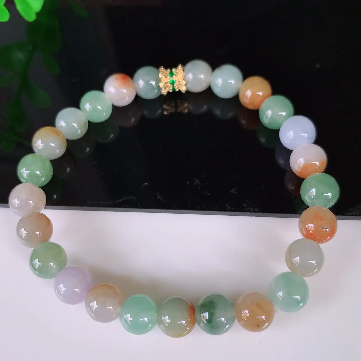 自然光实拍，冰润多彩翡翠手串手链，种老水足，冰清玉润  颜色漂亮  #46.5取一尺寸7.5