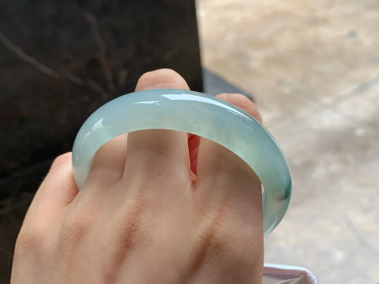 冰飘花手镯
种好56.5/14/7mm