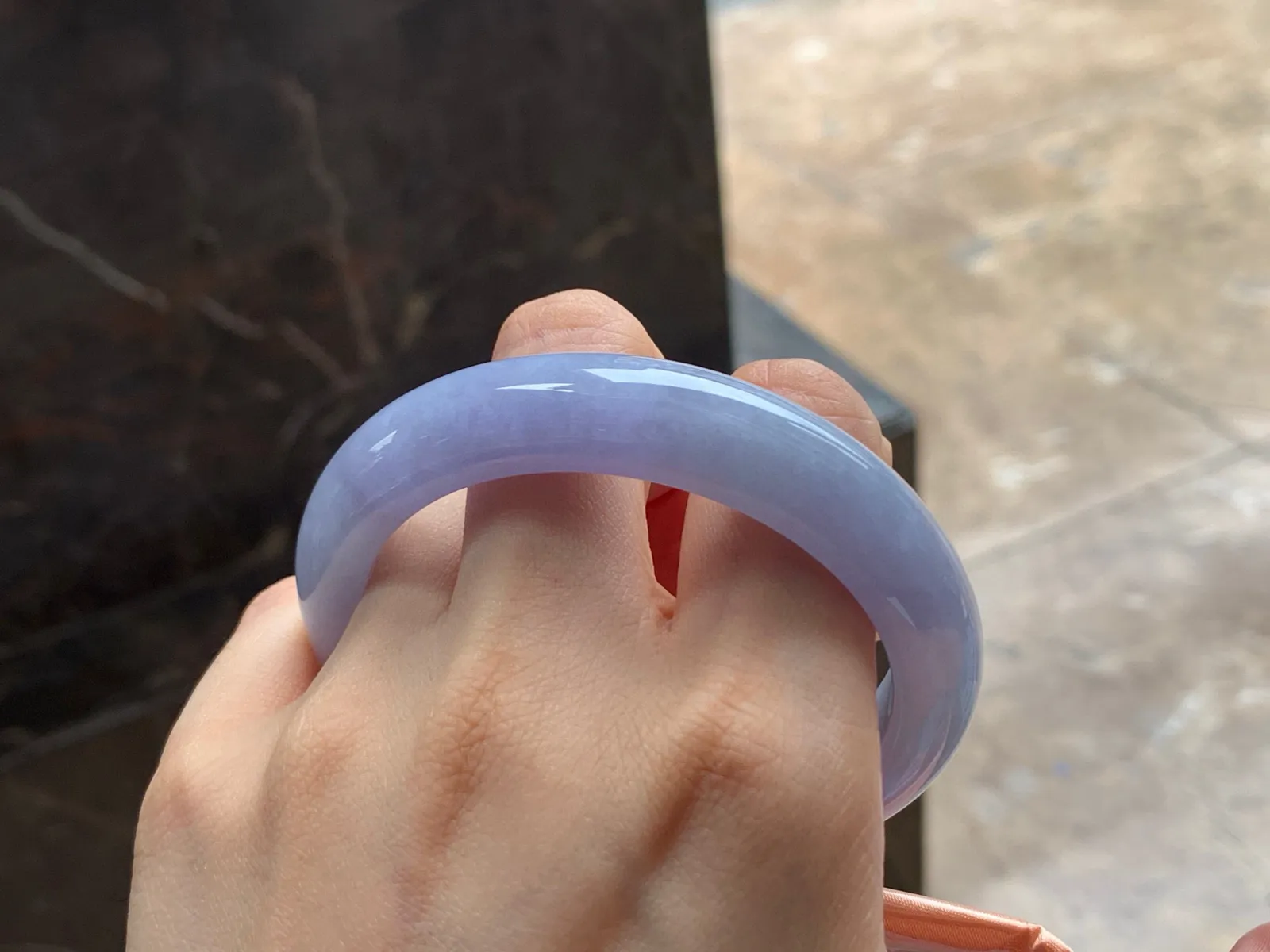 春色手镯
清爽56.4/12.2/8.8mm
