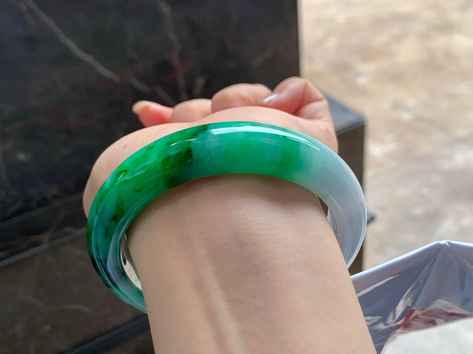 辣绿大圈手镯
色好60.2/13.4/9.7mm