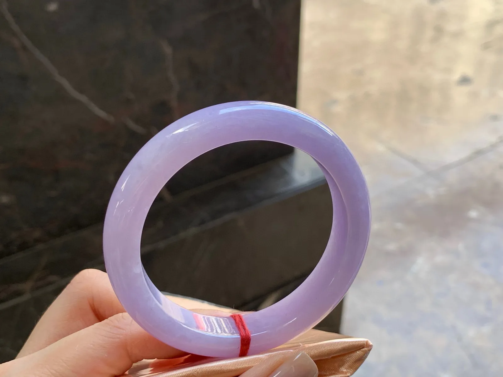 春色手镯
干净清爽 57.5/12.3/8.8mm