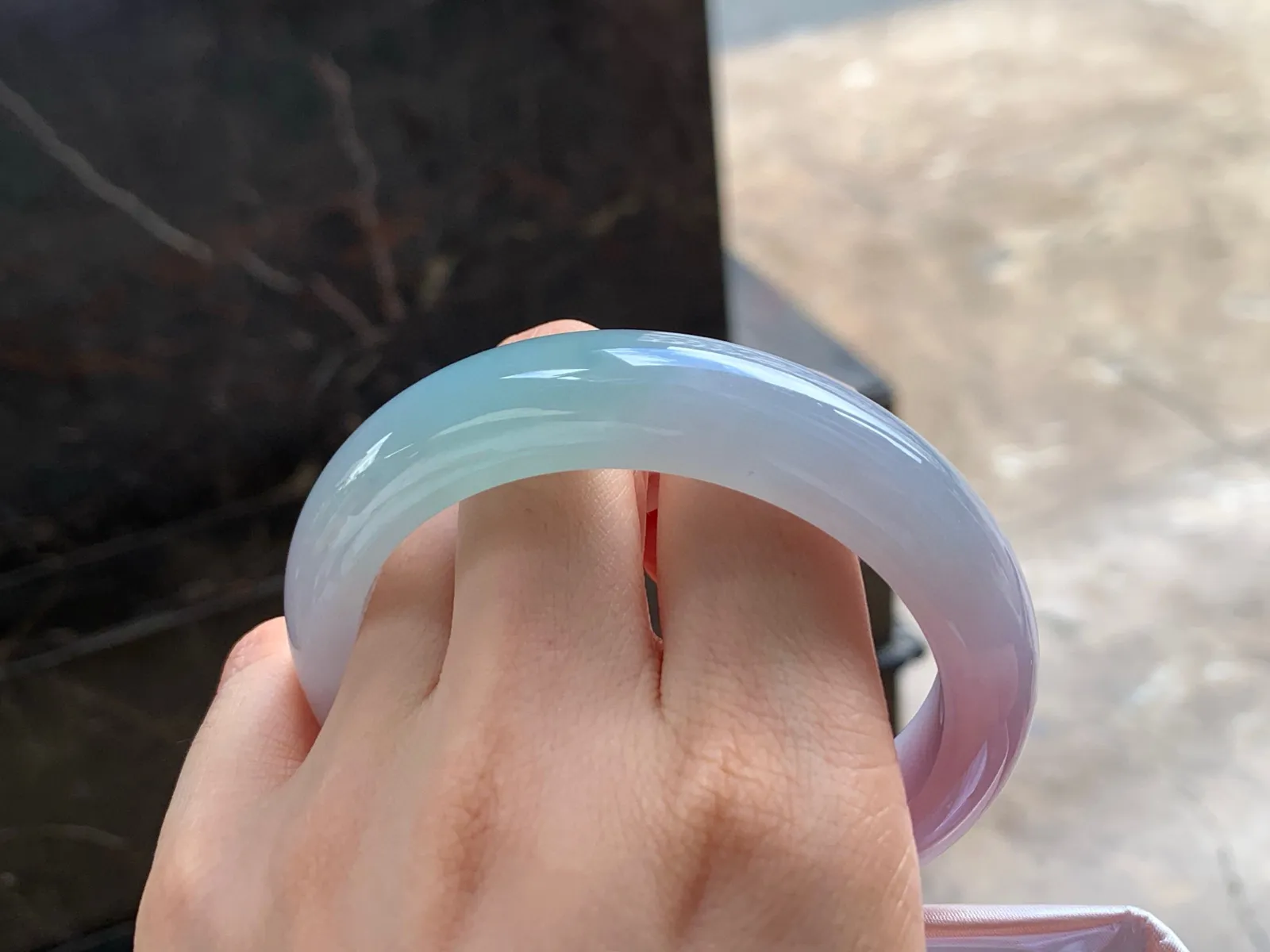 春色手镯
水润58/13/9mm