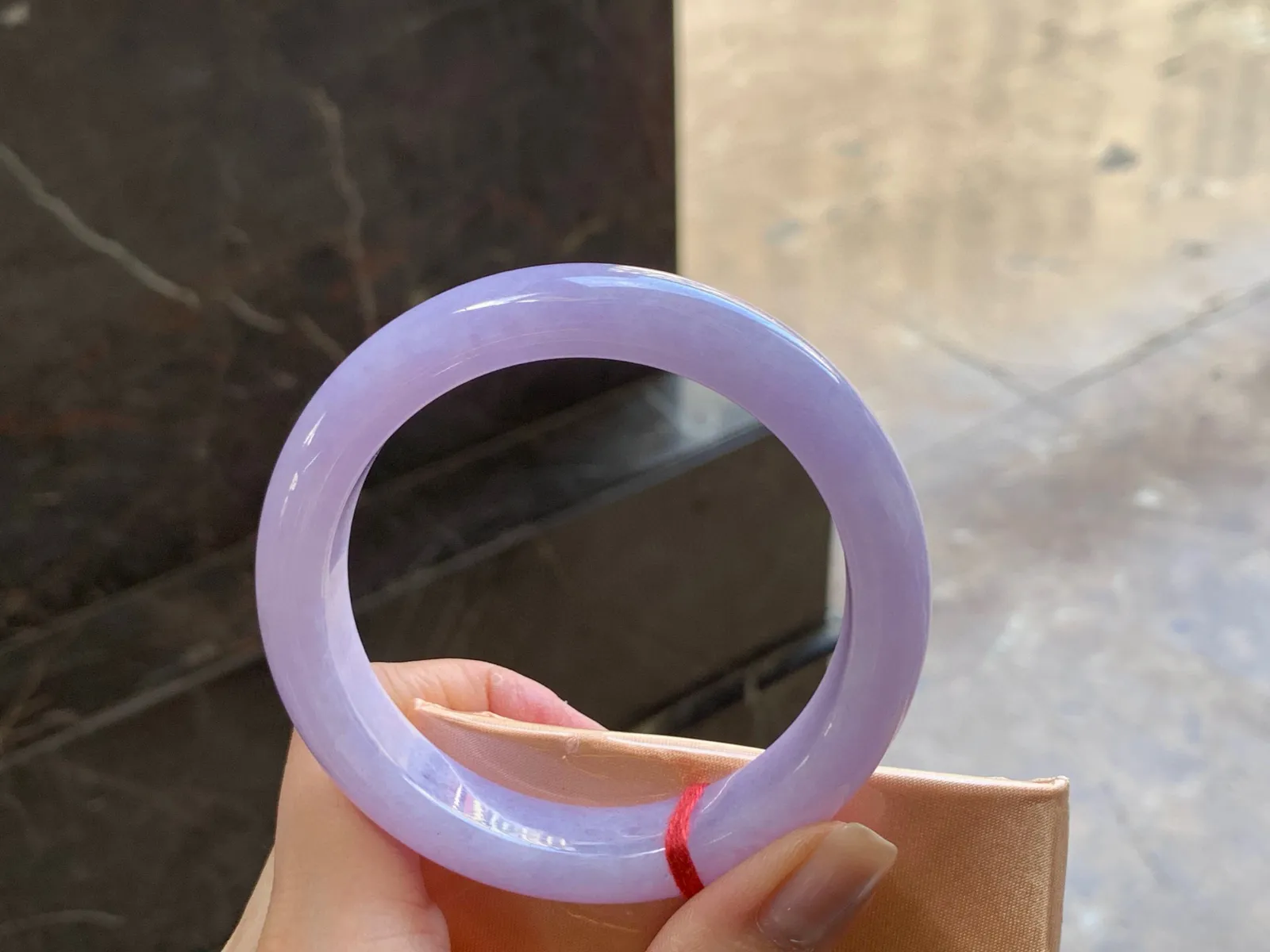 春色手镯
干净清爽 57.5/12.3/8.8mm