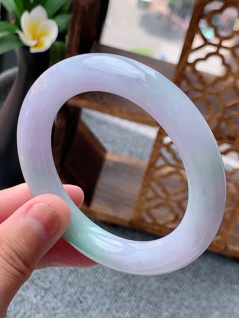 a货翡翠老坑紫罗兰圆条手镯55-56圈口  尺寸55×11.4mm 重量72.10g 0622