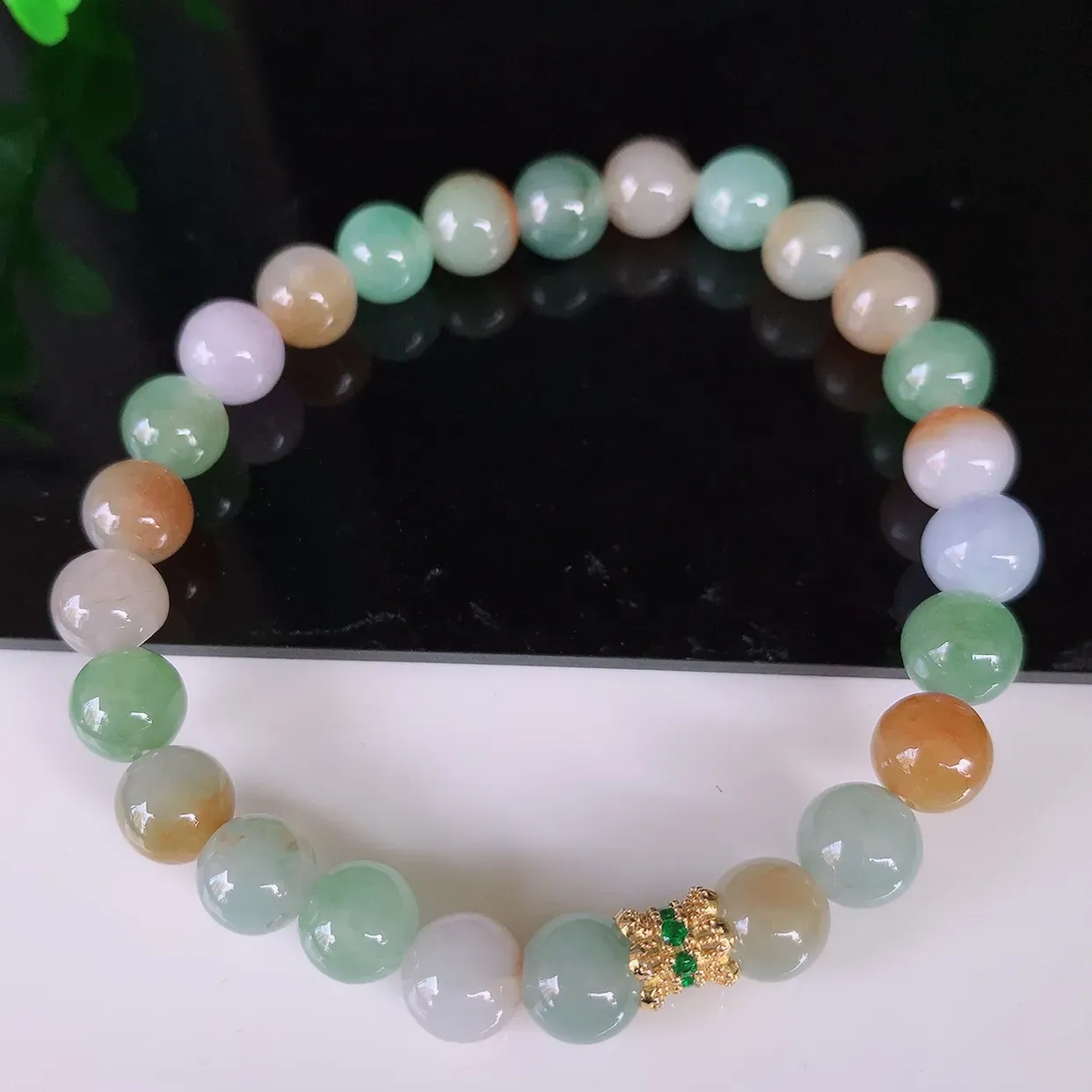 自然光实拍，冰润多彩翡翠手串手链，种老水足，冰清玉润  颜色漂亮  #46.5取一尺寸7.5