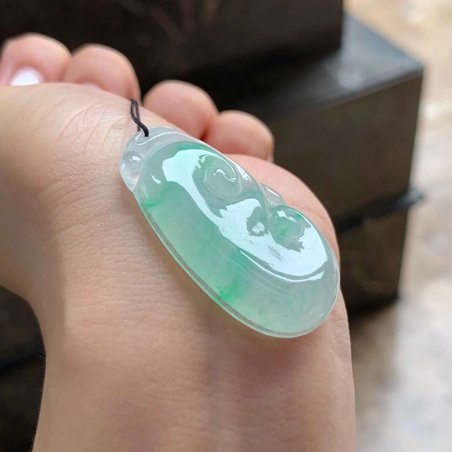 冰飘色如意
水润