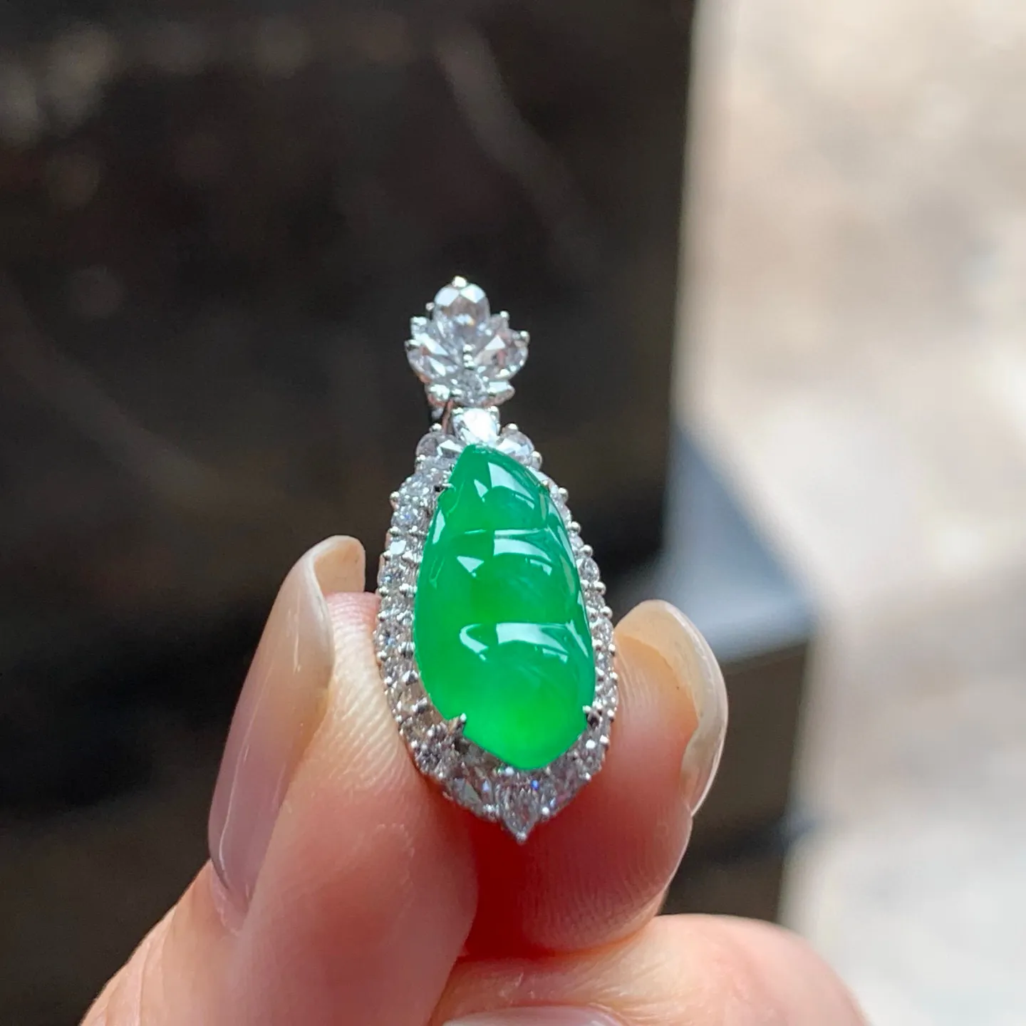 冰种阳绿福豆
色阳种老 精致