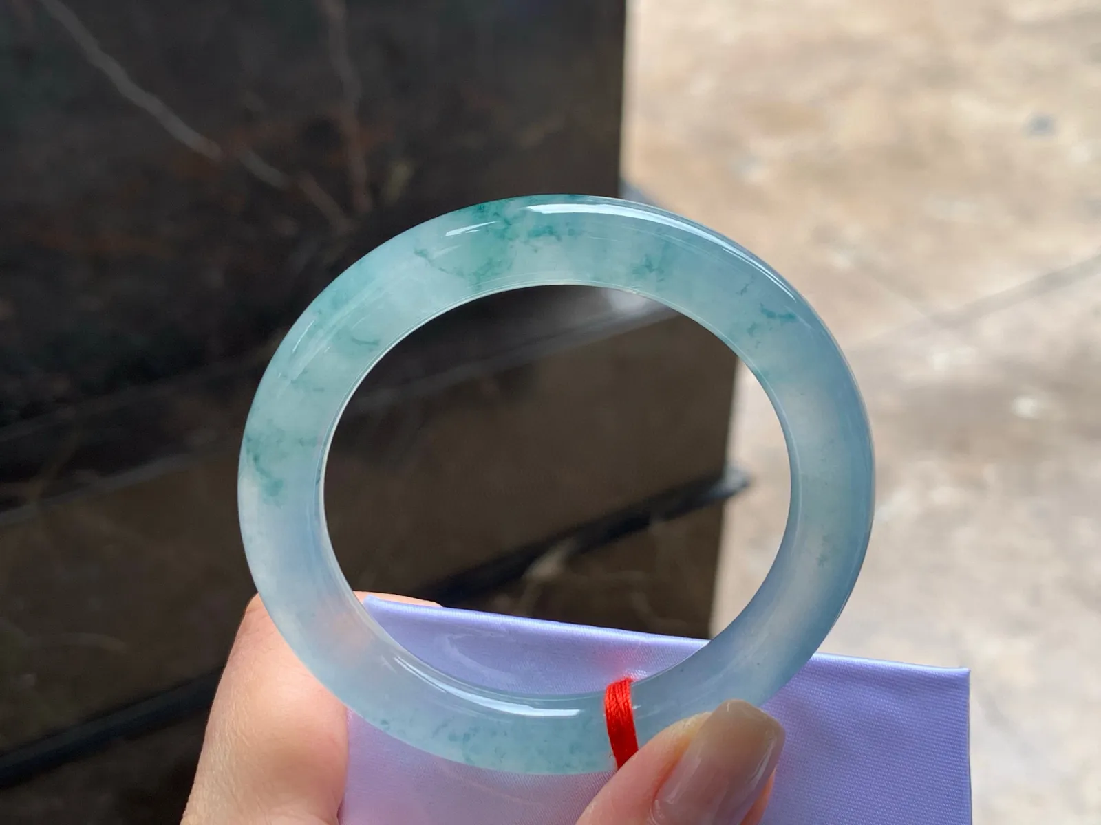 冰种飘花福镯
种老50.5/8.9mm