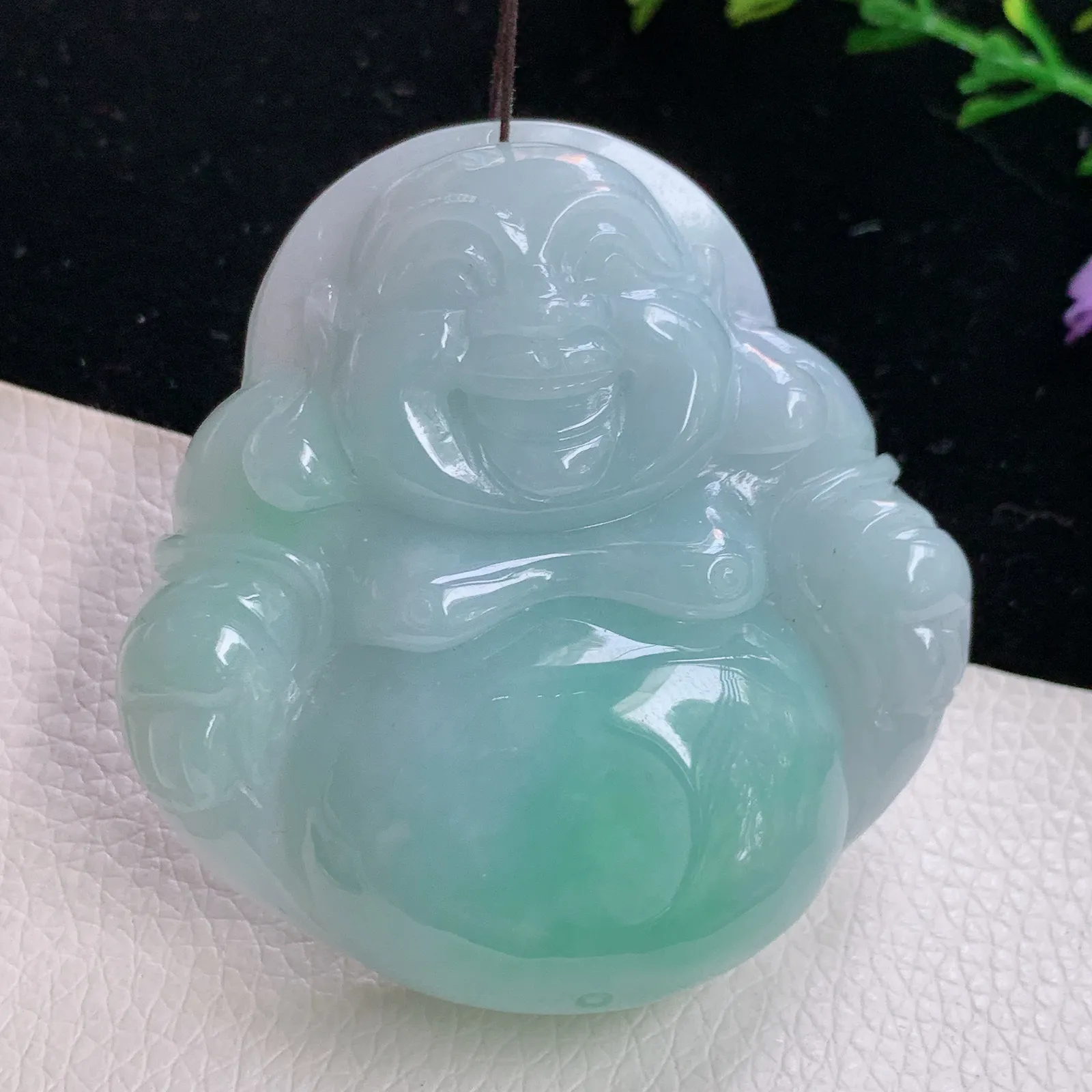 zen实拍52.8*51.5*14老坑精雕饱满飘绿翡翠大佛公 尼勒佛玉吊坠 玉挂件