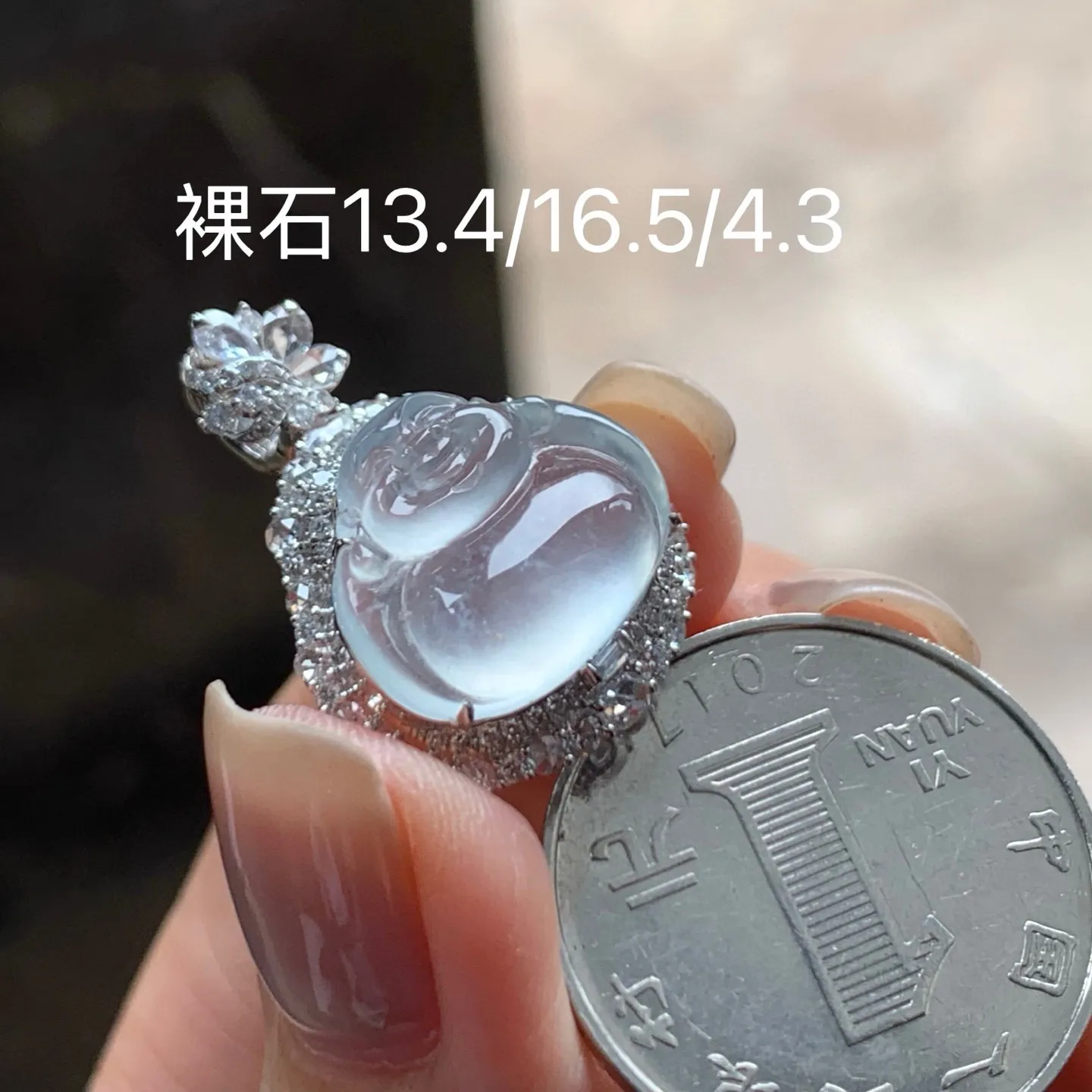 冰种坐佛
真金镶嵌 精致