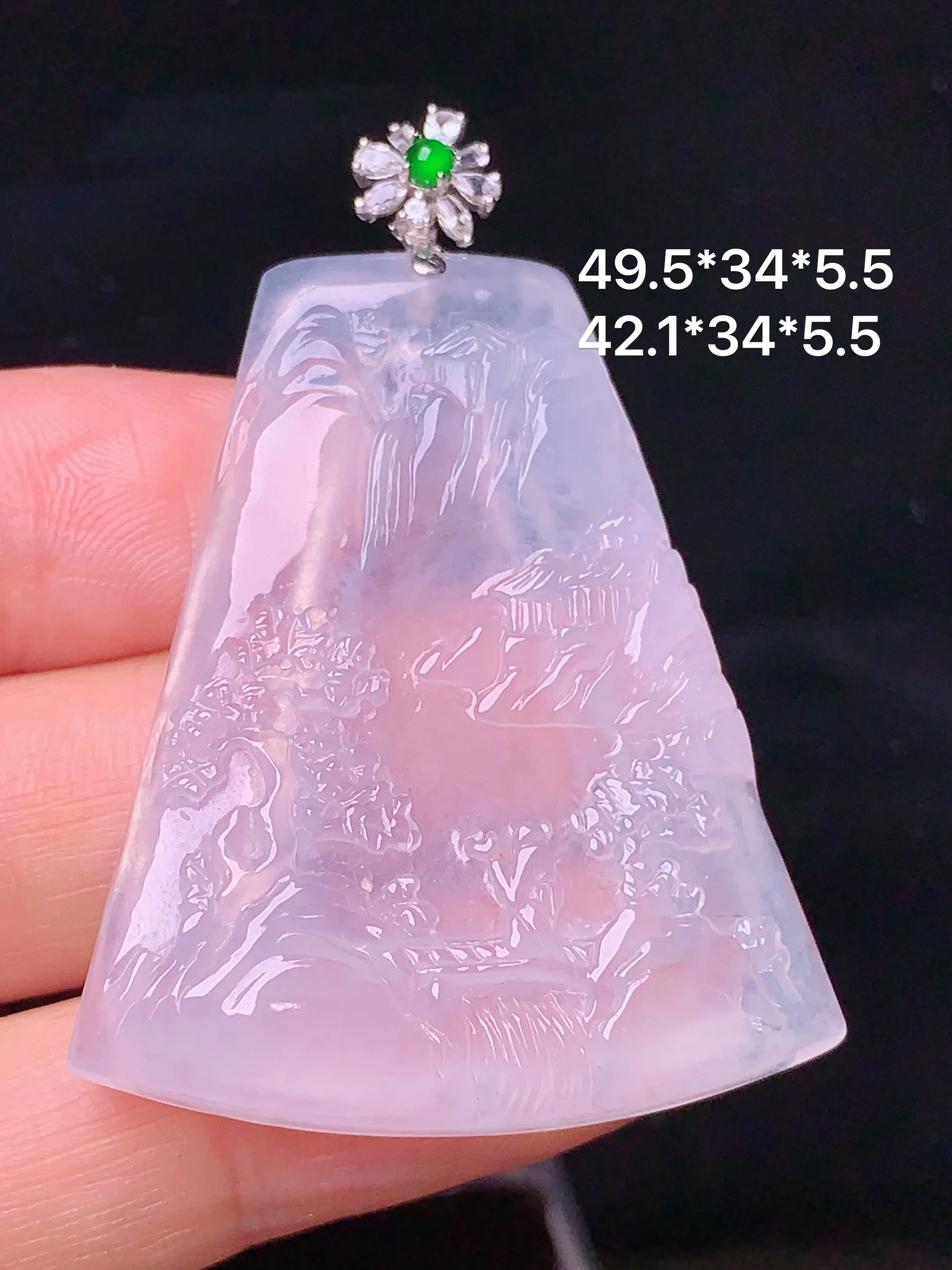 18k金钻镶嵌冰种山水吊坠 玉质细腻 色泽艳丽 整体尺寸49.5*34*5.5