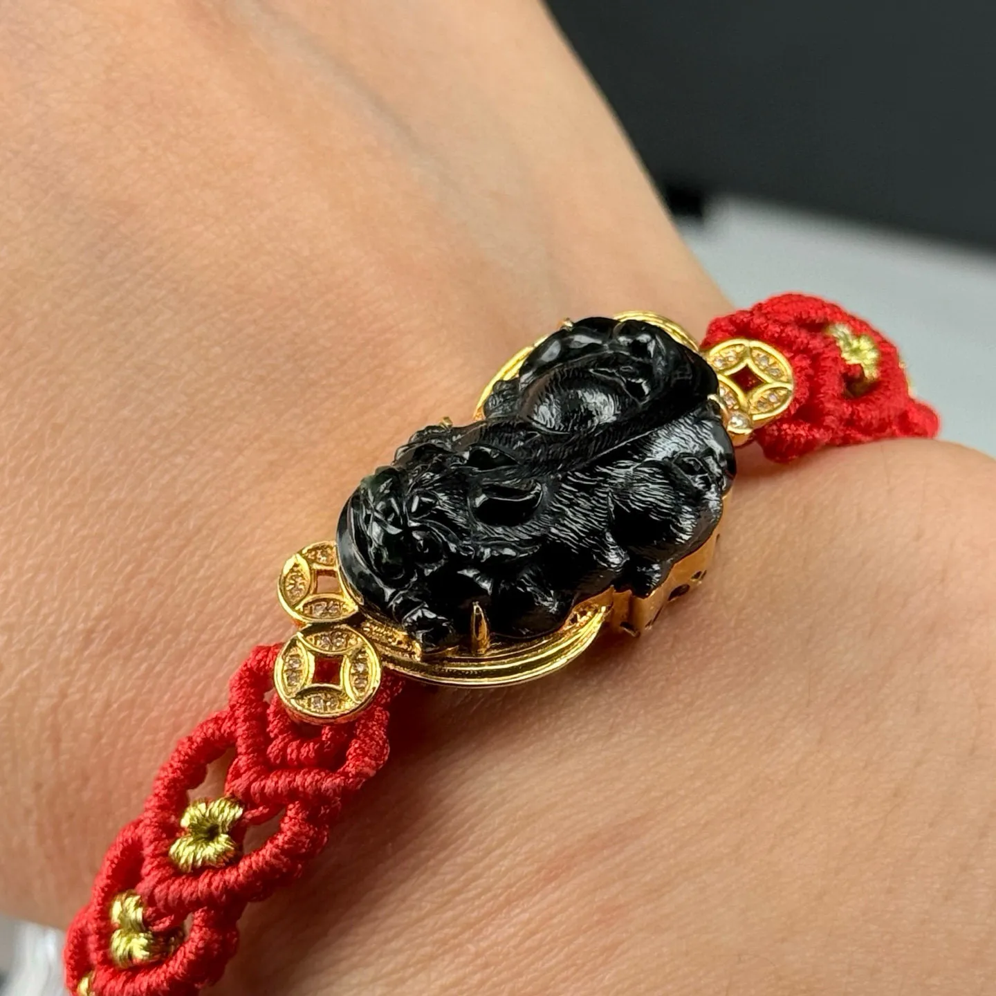 精品貔貅墨翠手环 18k金编绳 种好色正 黑度极好 打灯通透 油性十足